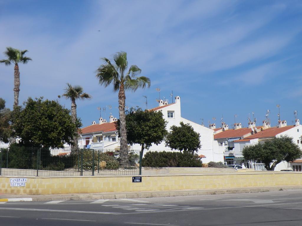 Вілла Casa En La Costa Торрев'єха Екстер'єр фото